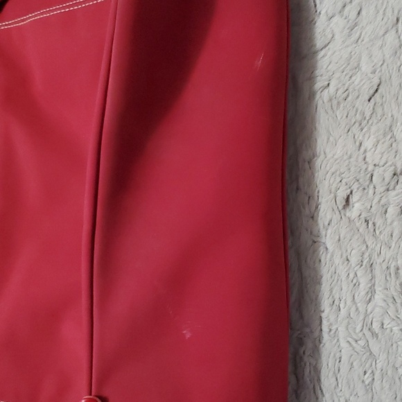 Covington Red nylon shoulder bag with coin purse - Picture 6 of 16